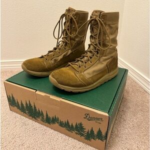 Danner Tachyon Coyote Tactical Boot